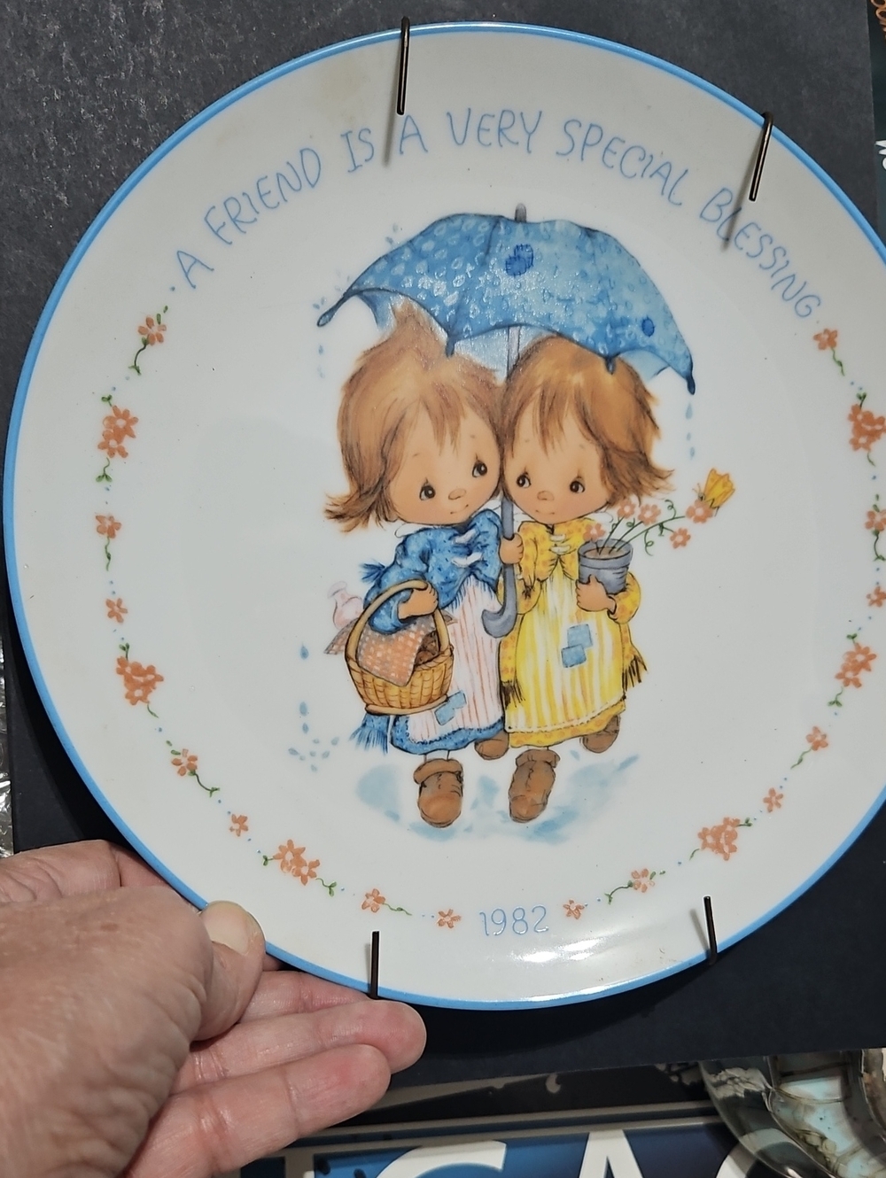 Hallmark Betsey Clark Fine Porcelain Collectible Plate - 1982